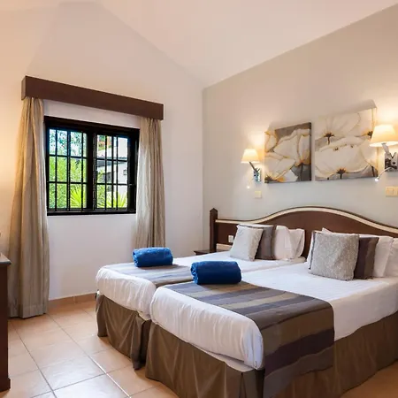 Ona Casitas Aparthotel 3*