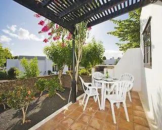 Ona Casitas Aparthotel 3*