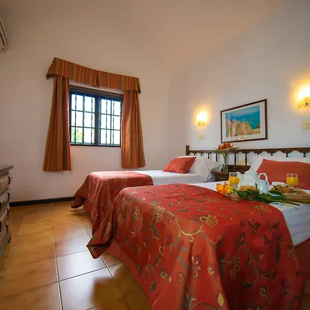 Ona Casitas