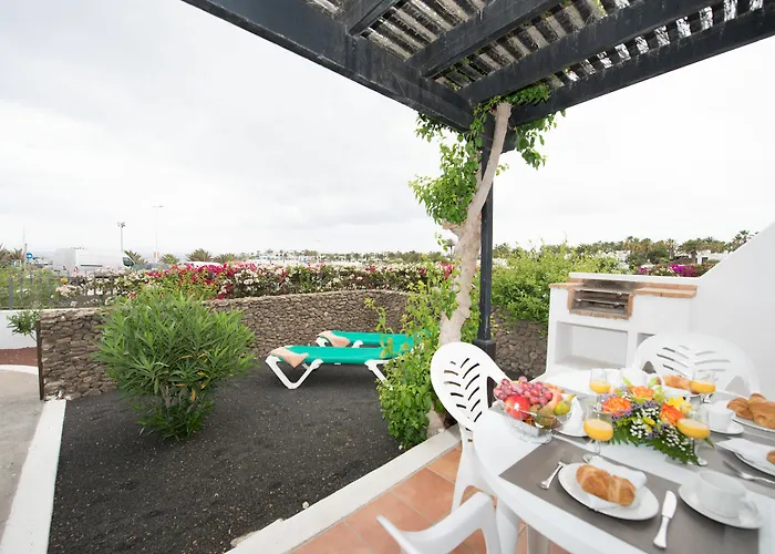 Ona Casitas Apartahotel 4*