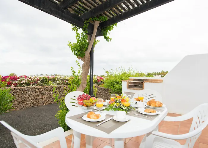 Ona Casitas Apartahotel 4*