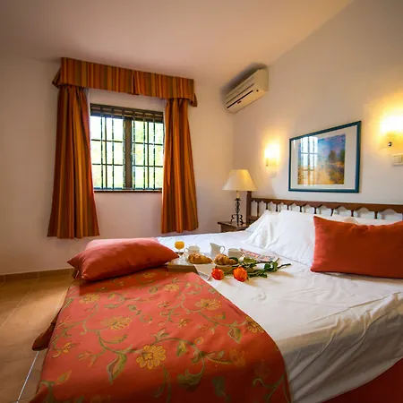 Ona Casitas 4*